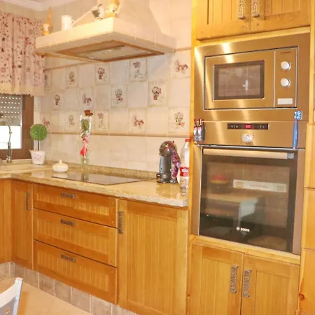 Reyes Apartman *